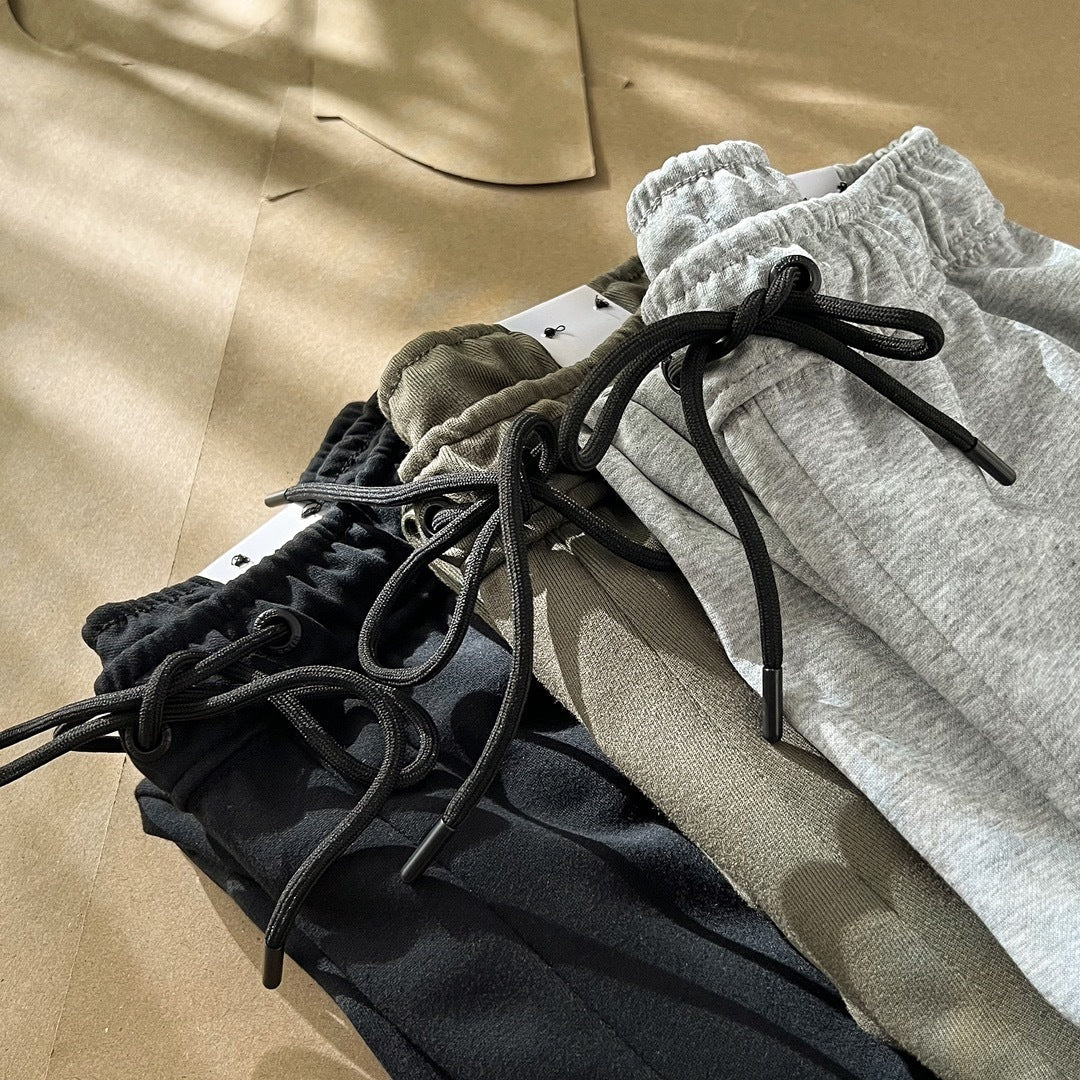 ירוק זית - Nike Classic pants