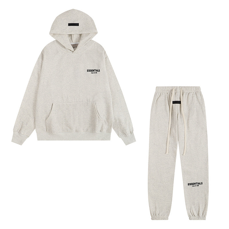 שמנת - Essentials classic Tracksuit