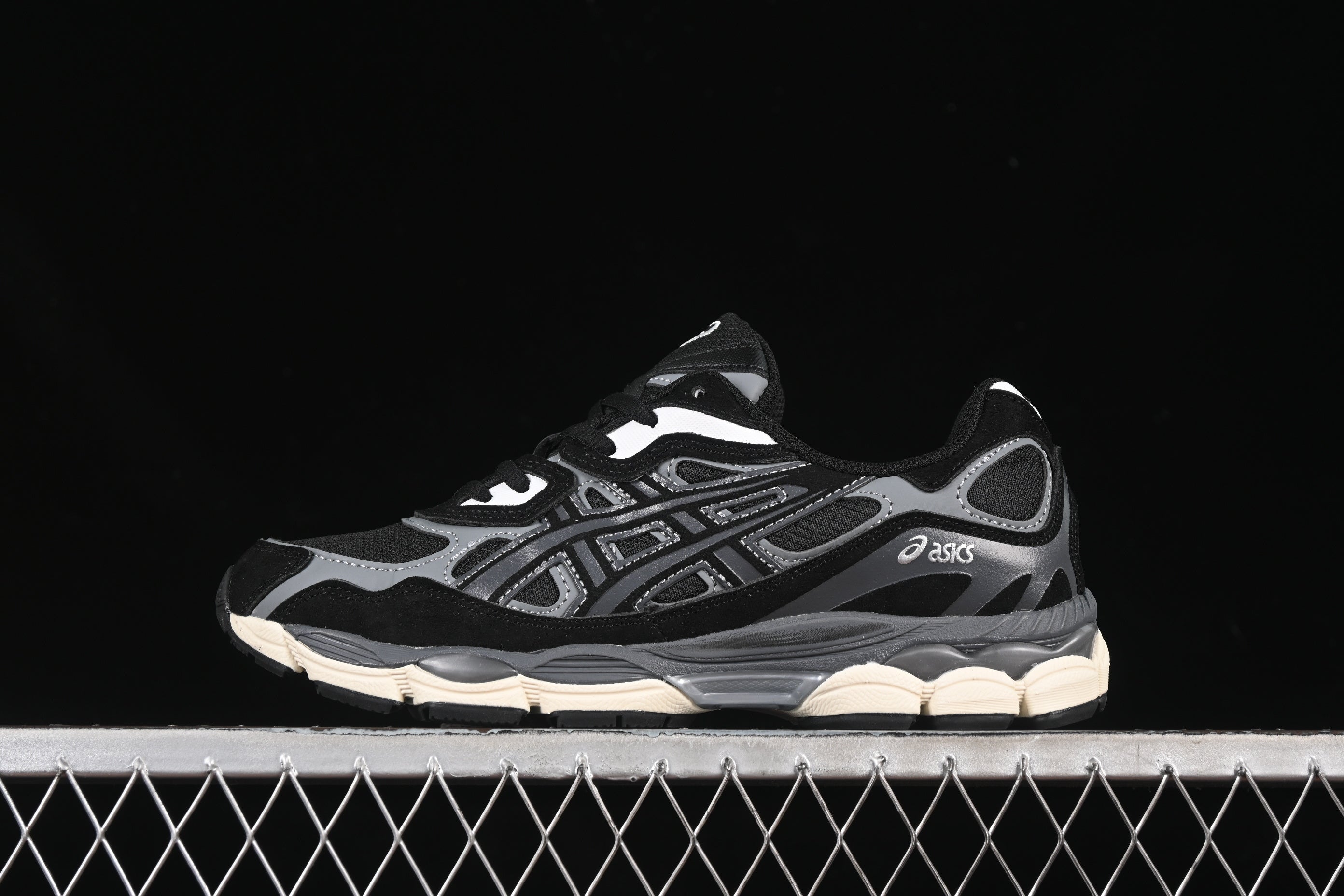 ASICS GEL NYC BLACK BEIGE