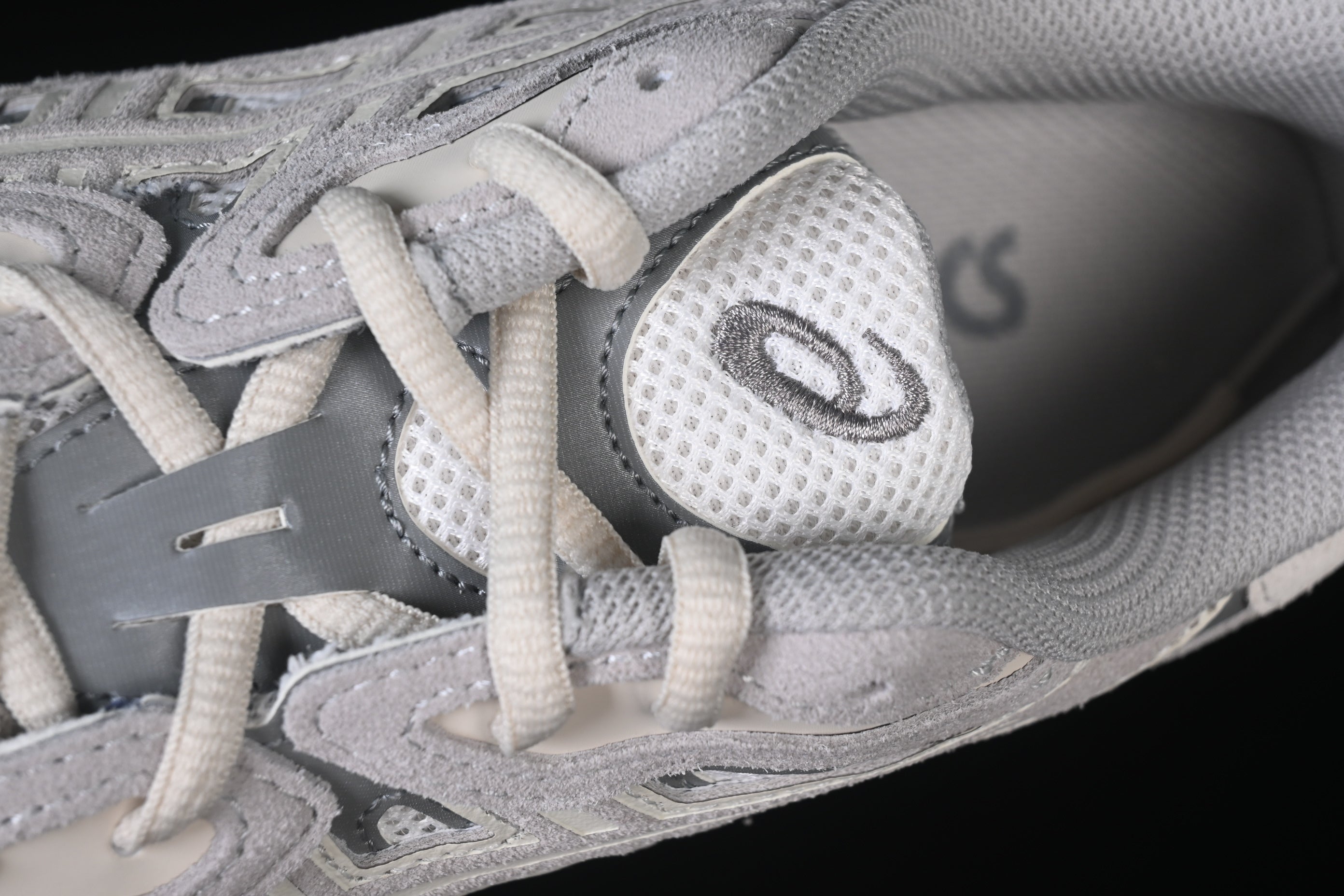 ASICS GEL NYC LIGHT GREY