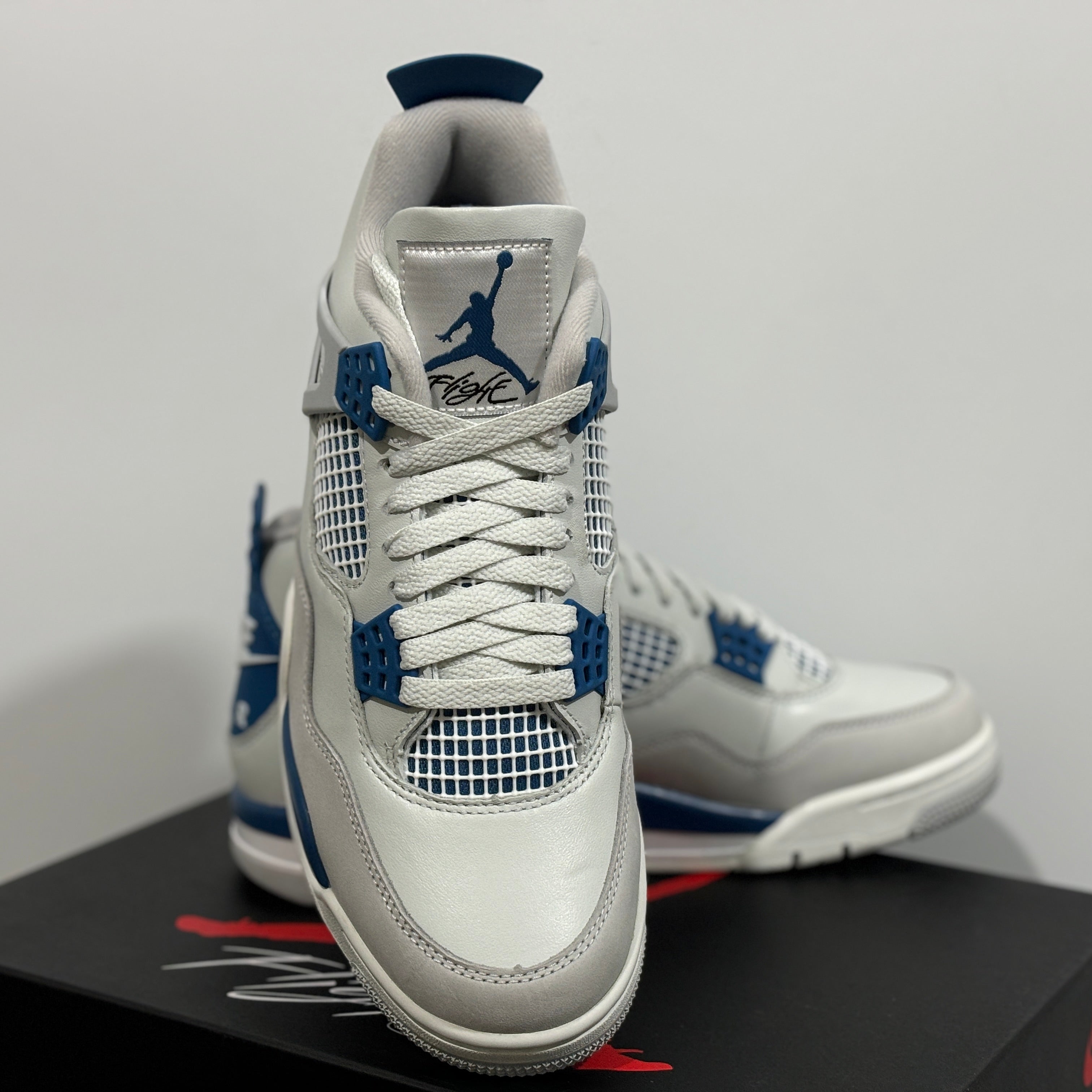 Air Jordan 4 Retro OG Military Blue