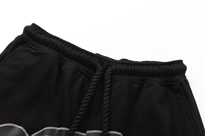 Syna World Shorts - Black