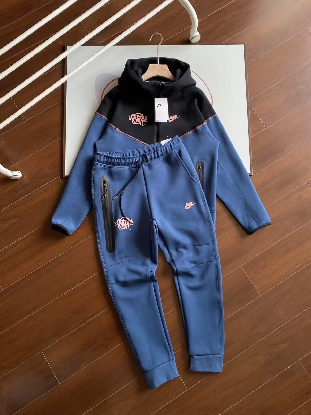 כחול/שחור - Nike Tech NSW Tracksuit