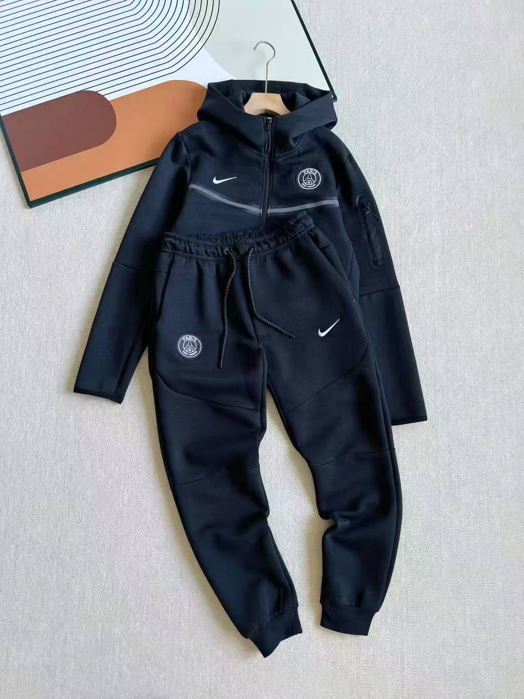 שחור - Nike Tech PSG Tracksuit