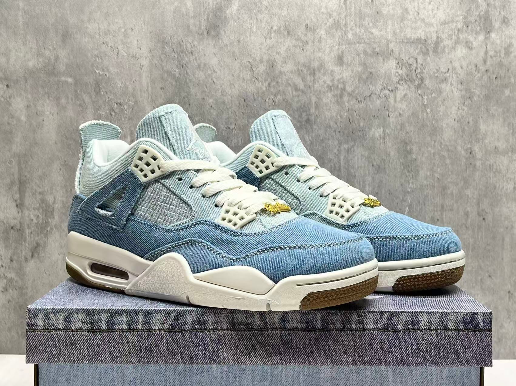 Air Jordan 4 Retro Denim