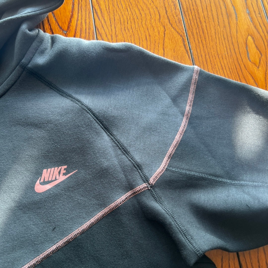 שחור/אפור - Nike Tech NSW Tracksuit