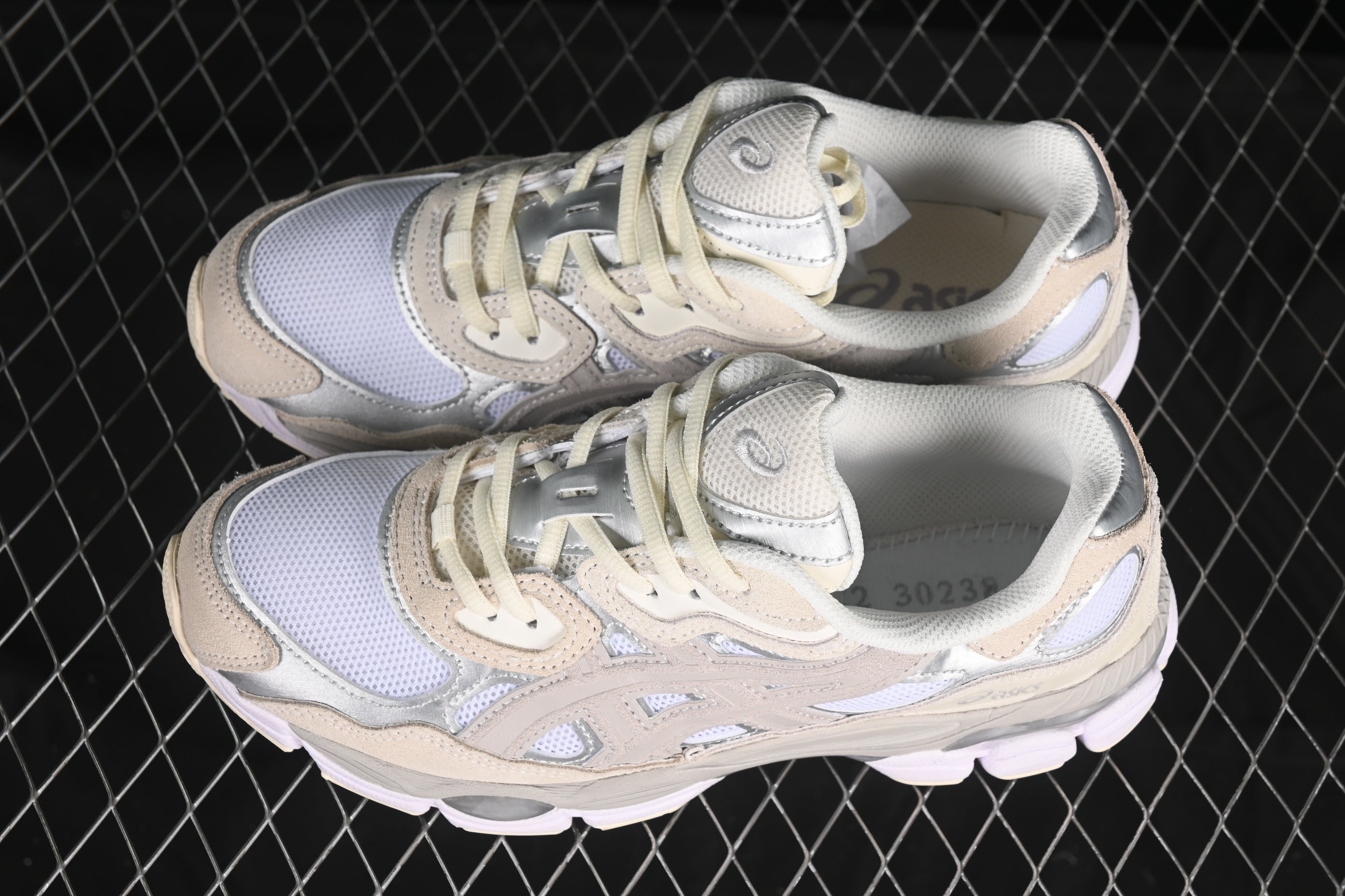 ASICS GEL NYC CREME