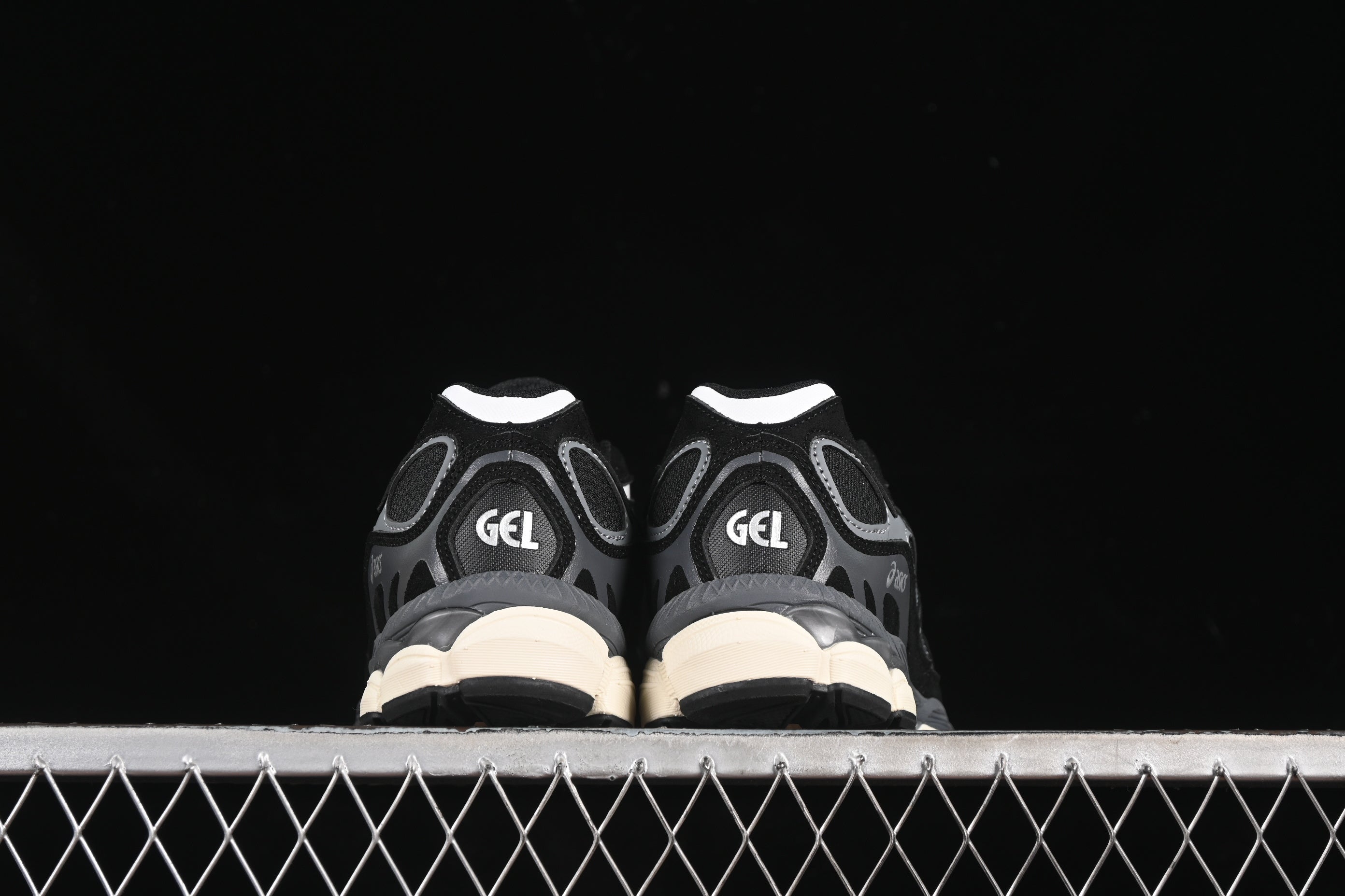 ASICS GEL NYC BLACK BEIGE