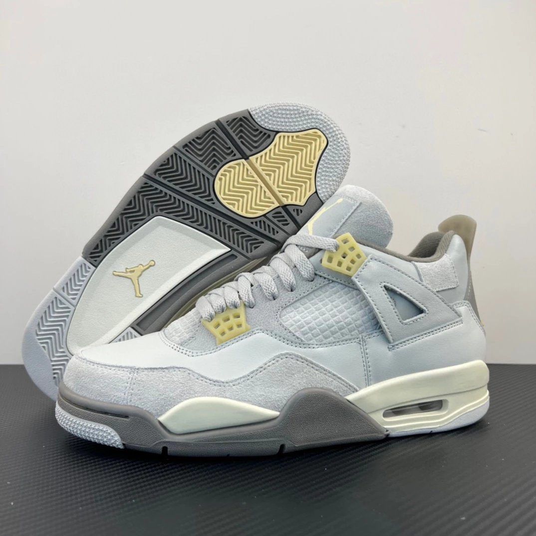 Air Jordan 4 Retro - Photon Dust