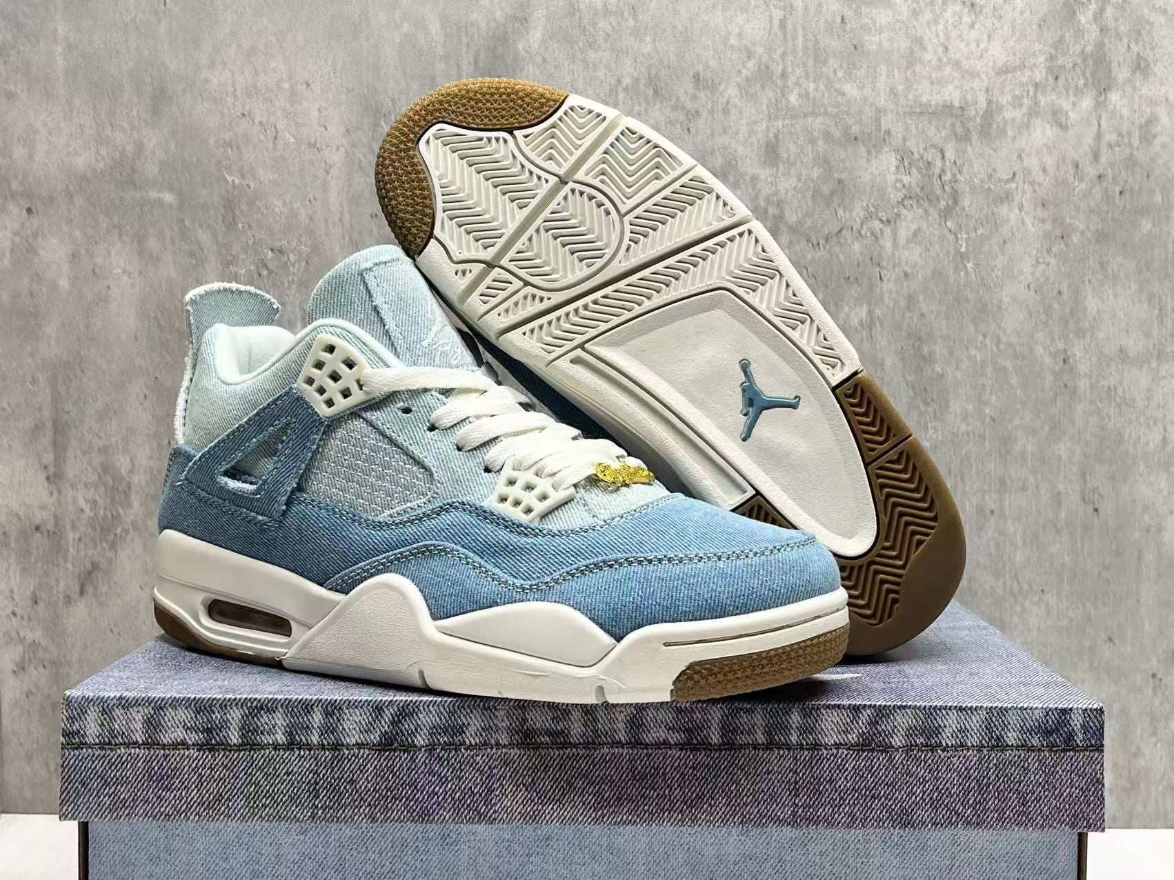 Air Jordan 4 Retro Denim