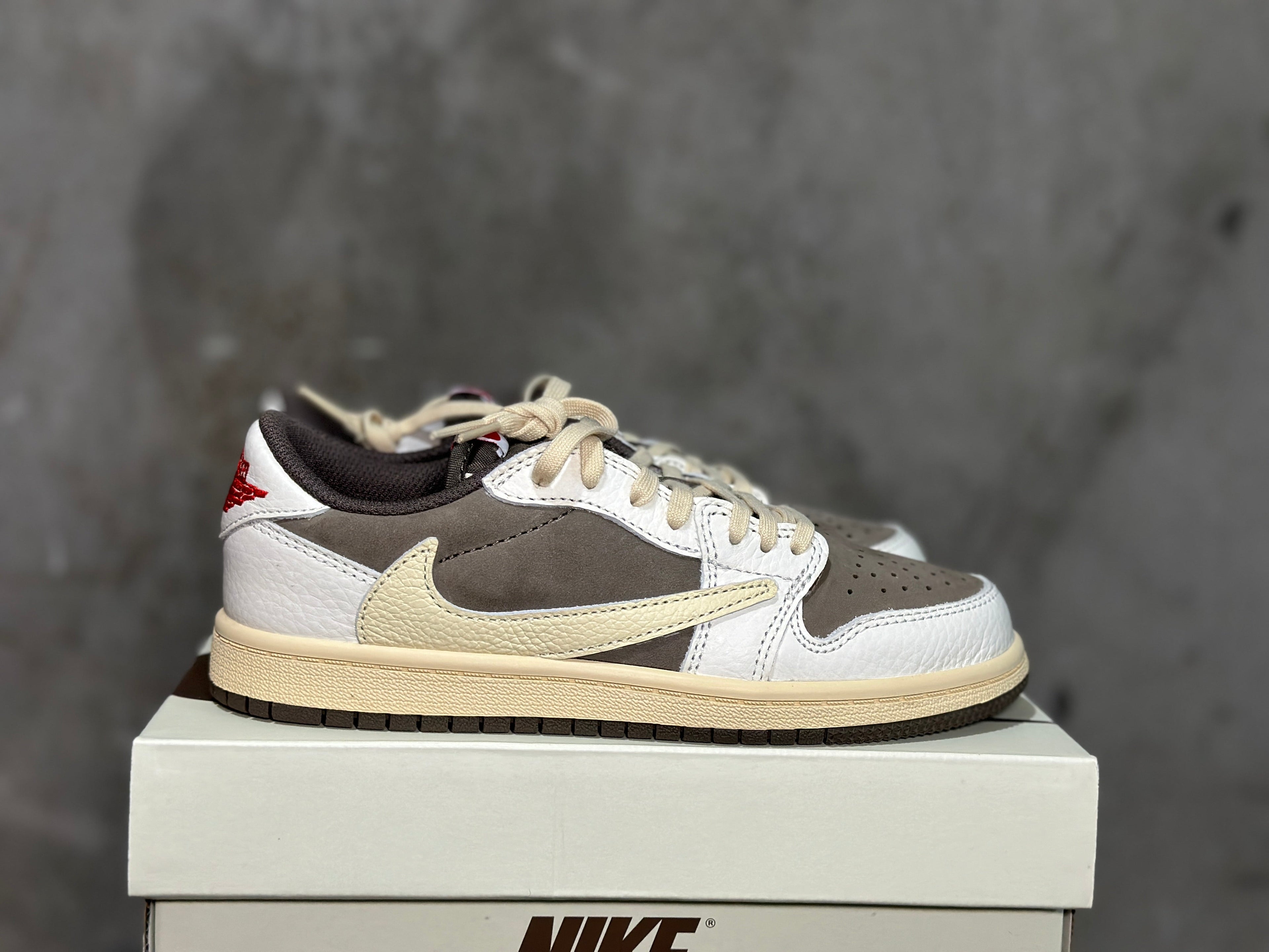 AJ 1 OG SP Travis Scott Reverse Mocha