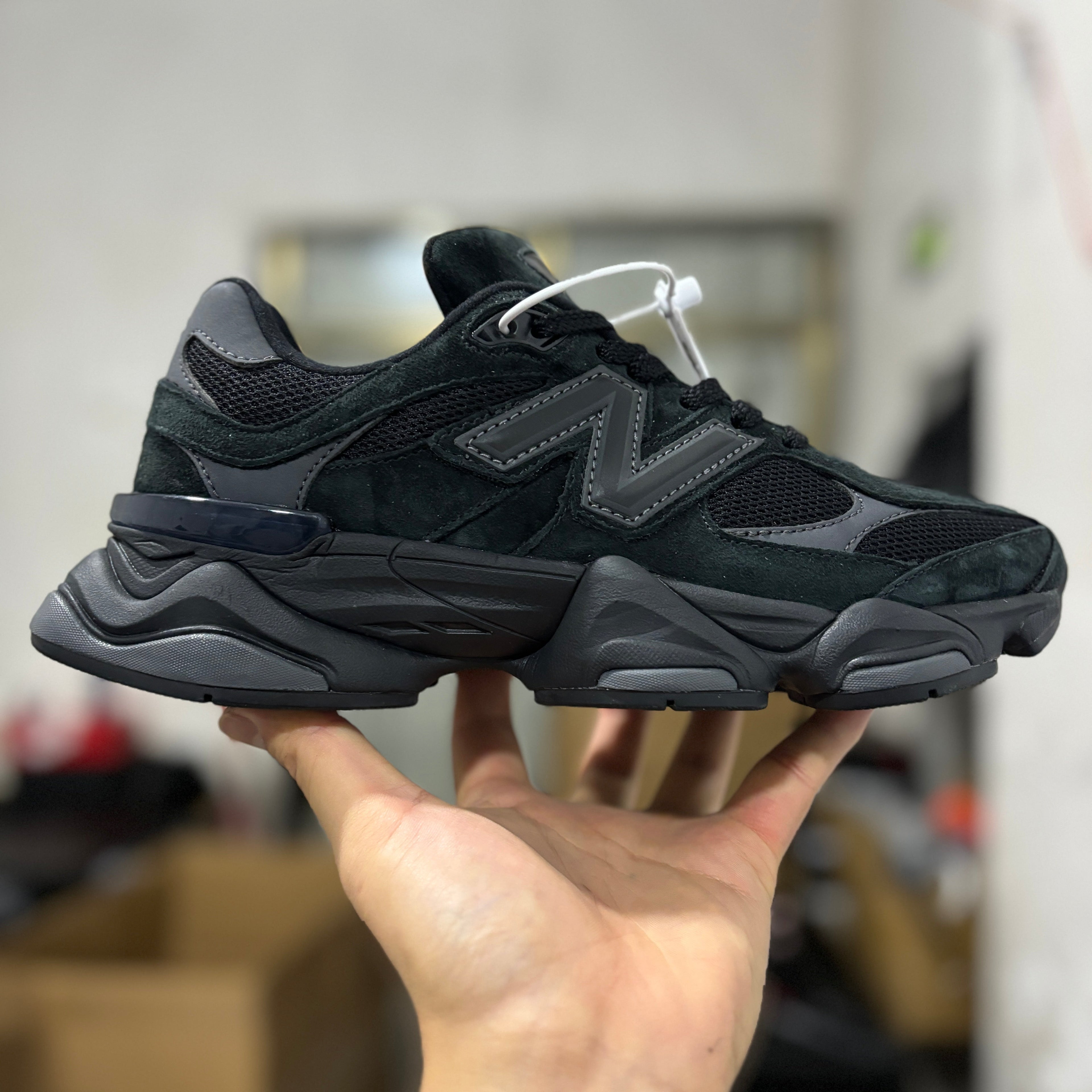 New Balance 9060 - Black