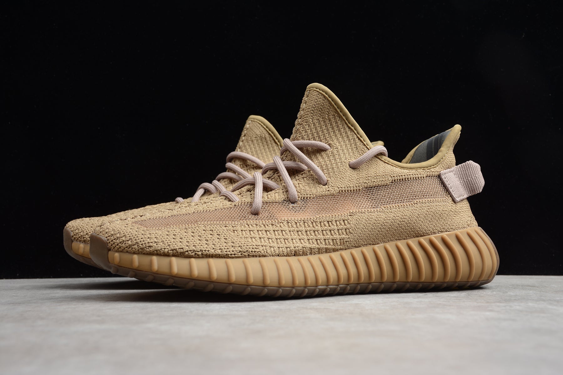 Yeezy Boost 350 - חום