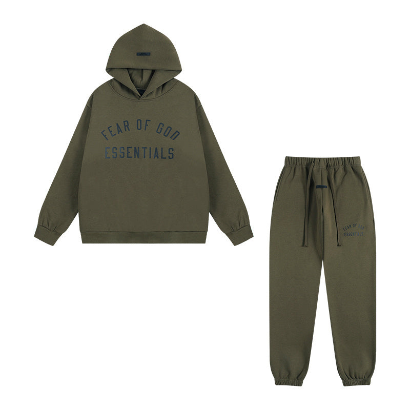 ירוק זית/שחור - FOG Essentials Tracksuit