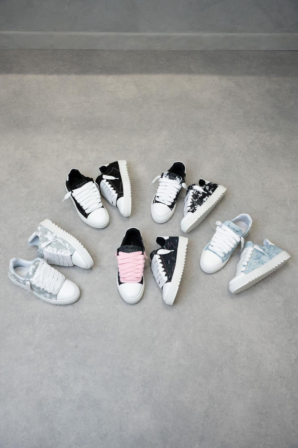 NUMERIS Shoes - שחור וורוד