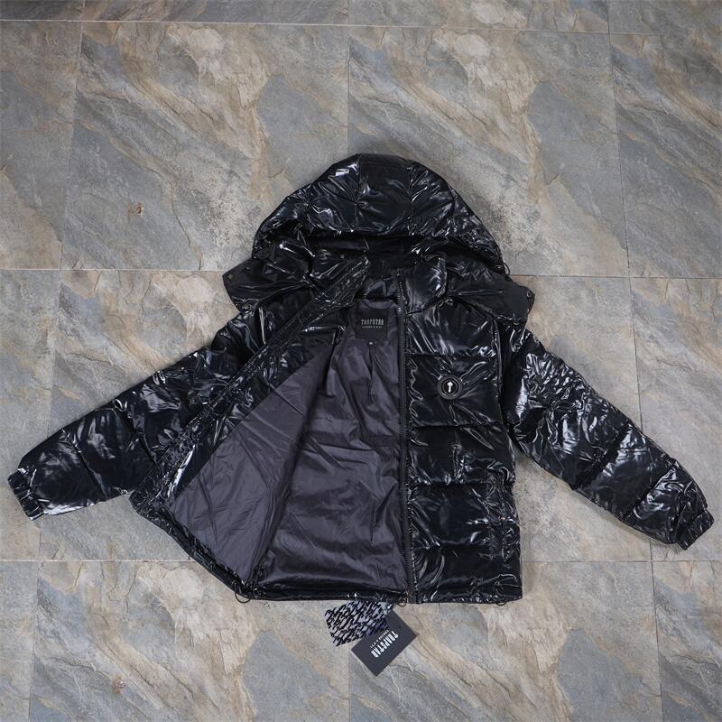 Trapstar coat - black