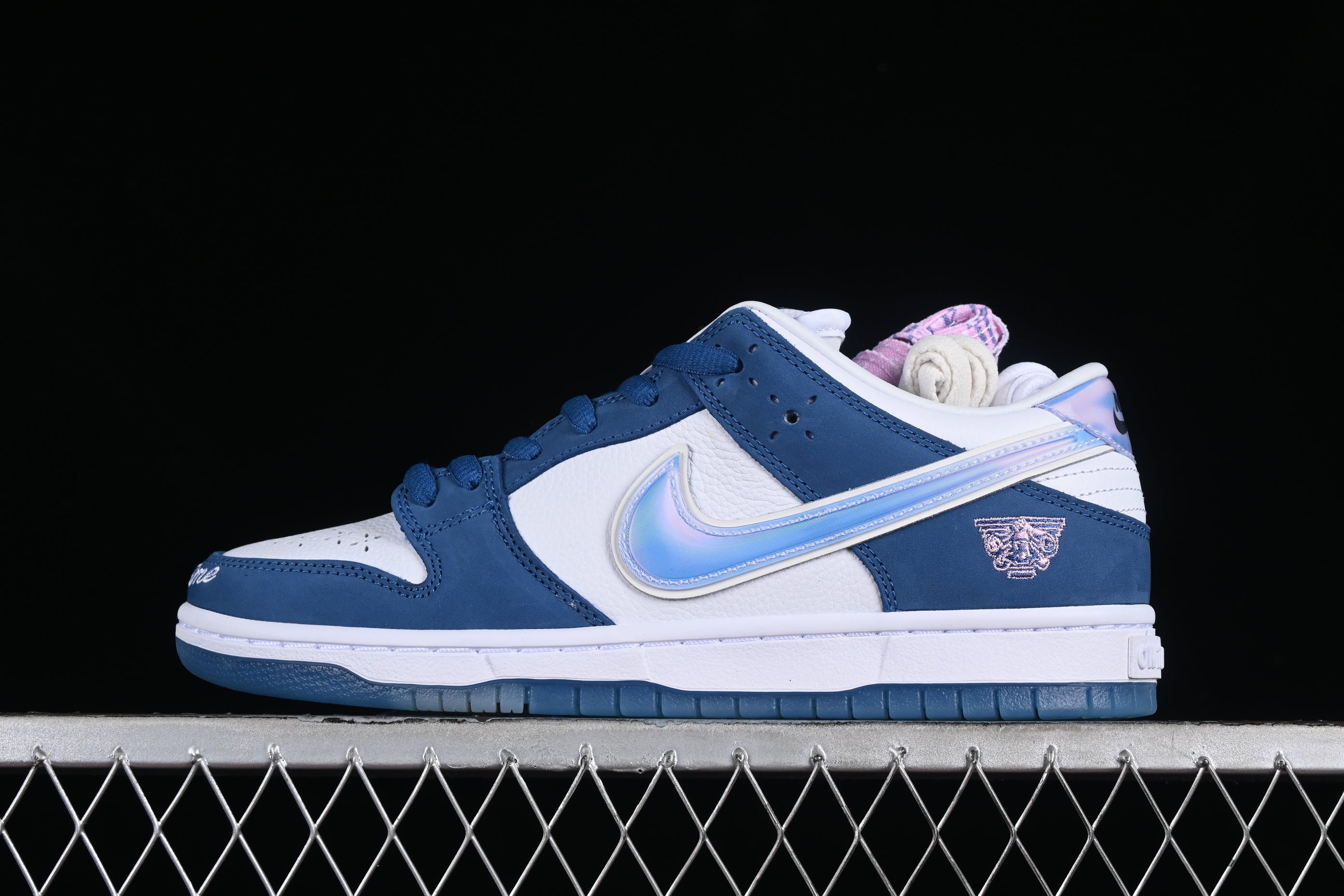 Nike SB Dunk - Born X Raised