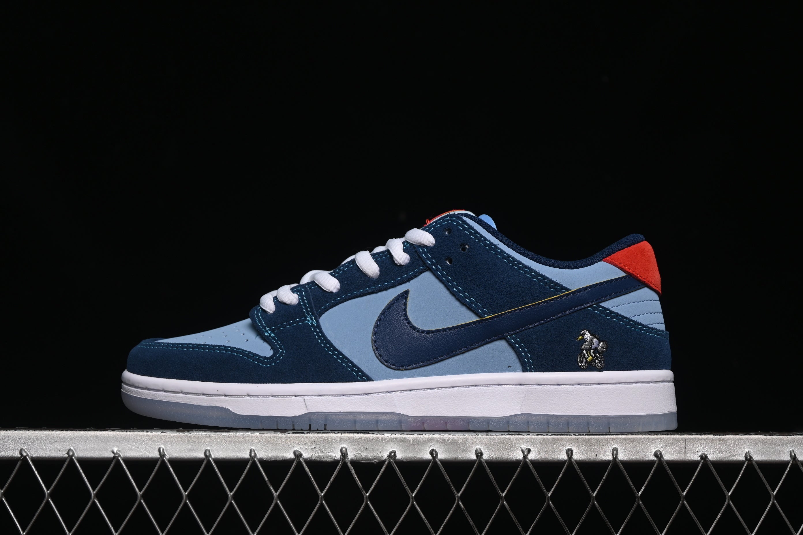 Nike SB Dunk Low “April Skateboards
