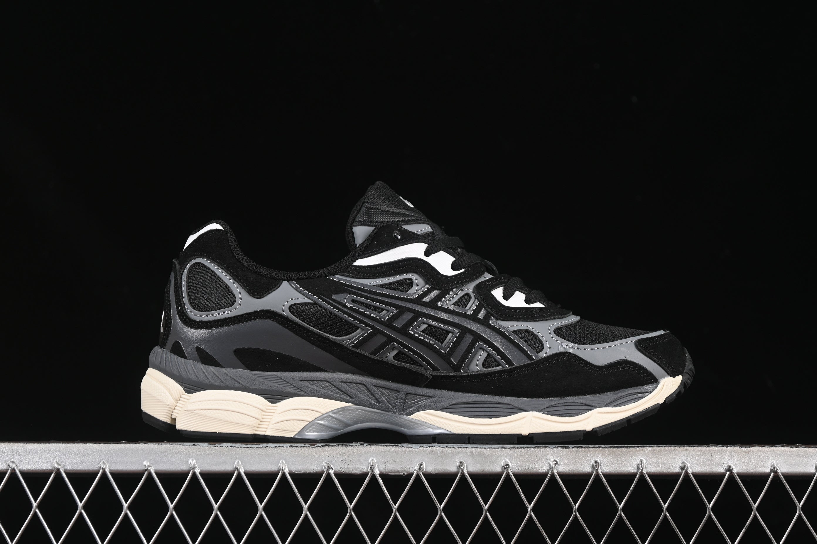 ASICS GEL NYC BLACK BEIGE