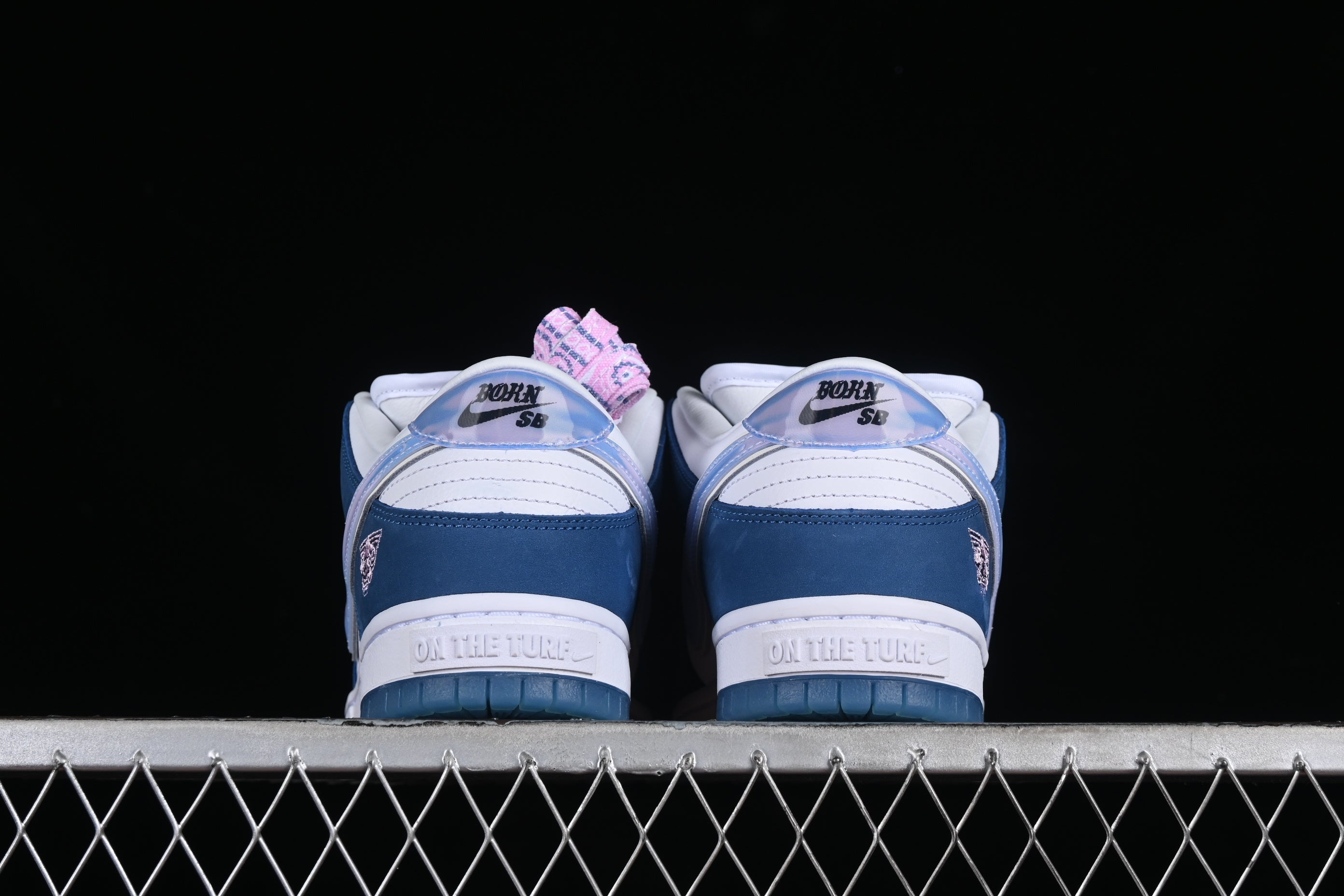 Nike SB Dunk - Born X Raised