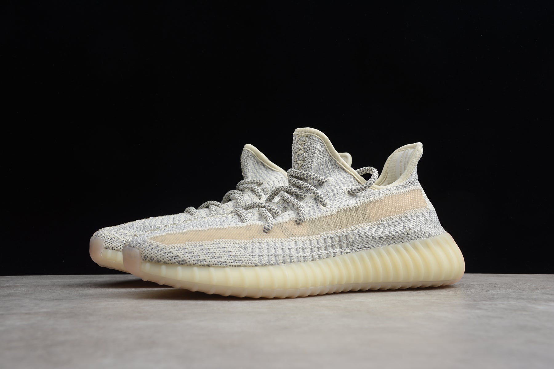 Yeezy Boost 350 - לבן