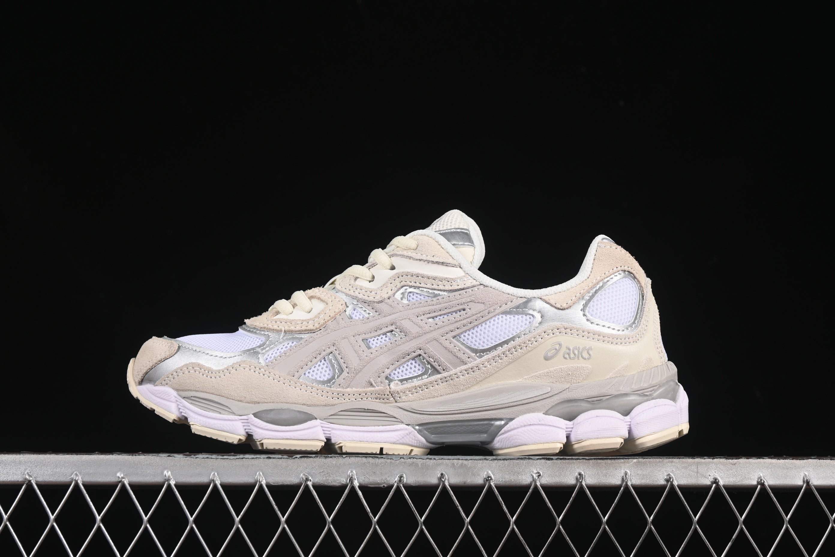 ASICS GEL NYC CREME