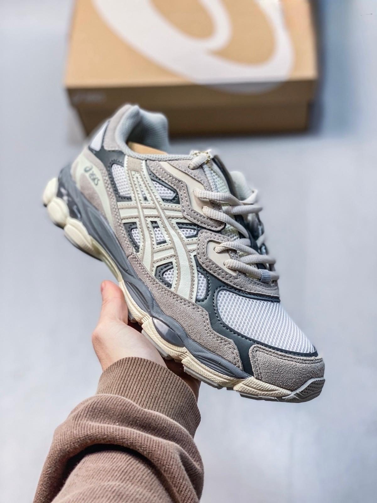 ASICS GEL NYC