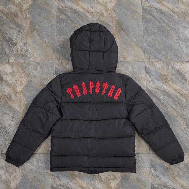 Trapstar coat - black\red