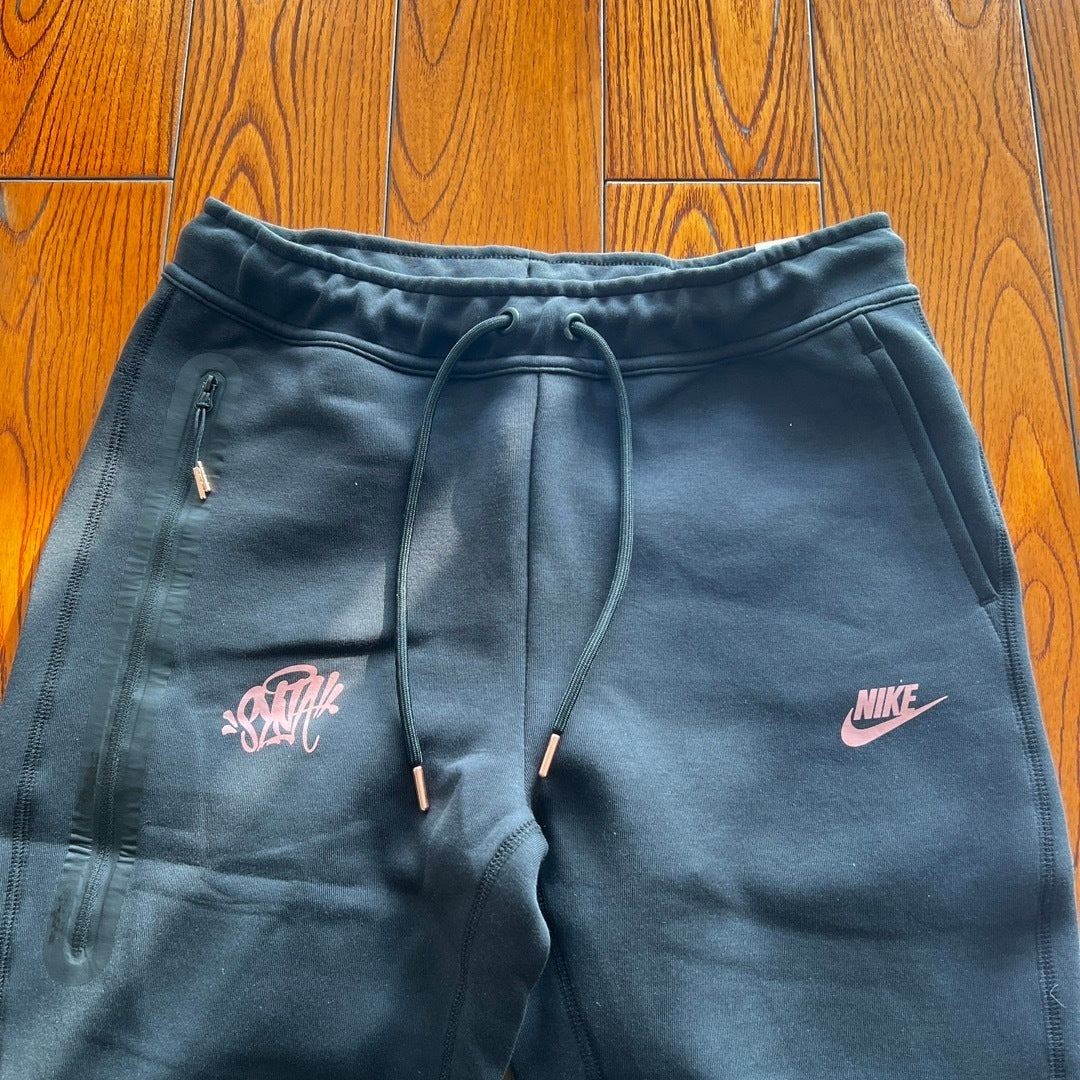 שחור/אפור - Nike Tech NSW Tracksuit