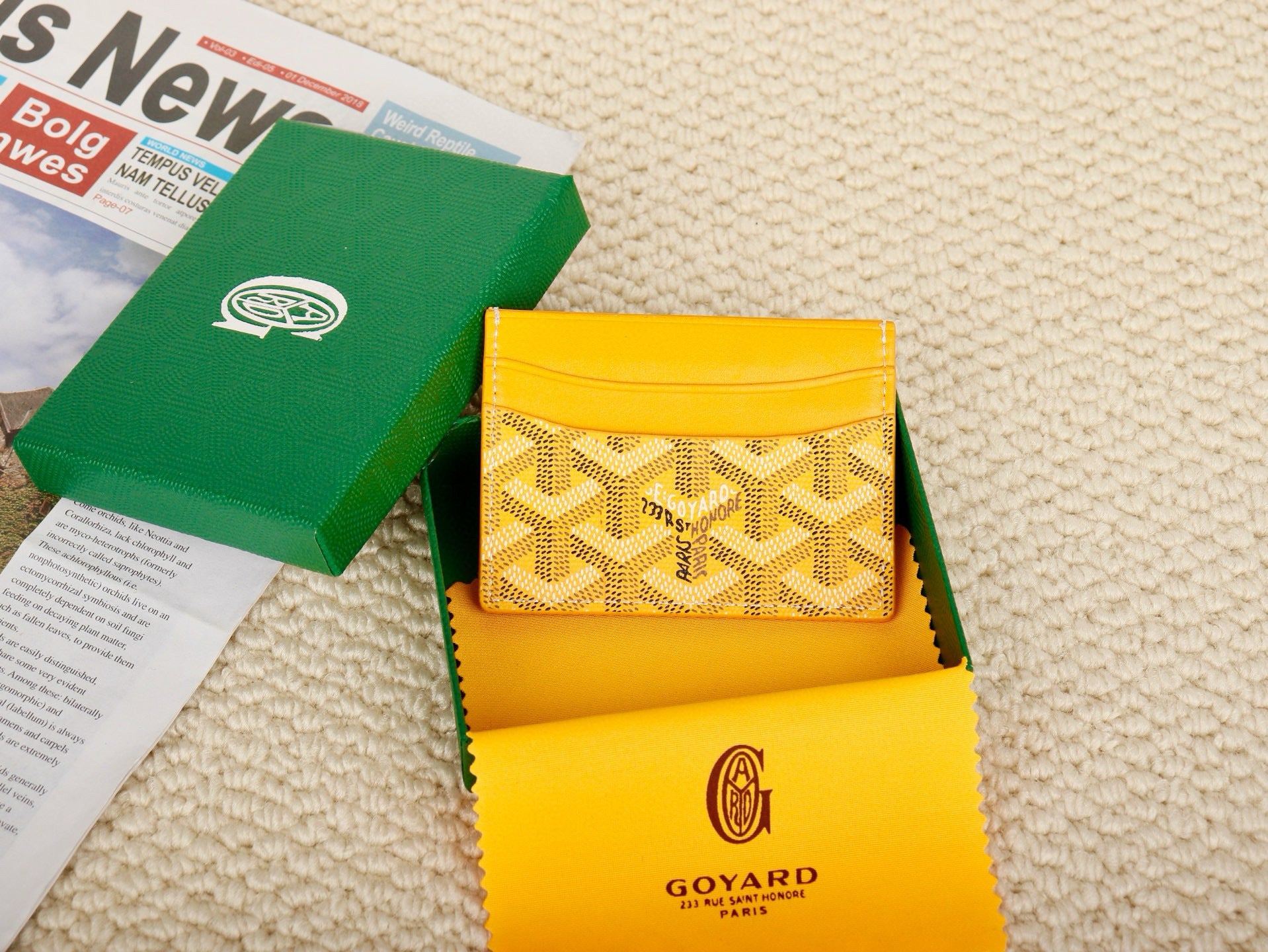 Goyard Wallet - צהוב