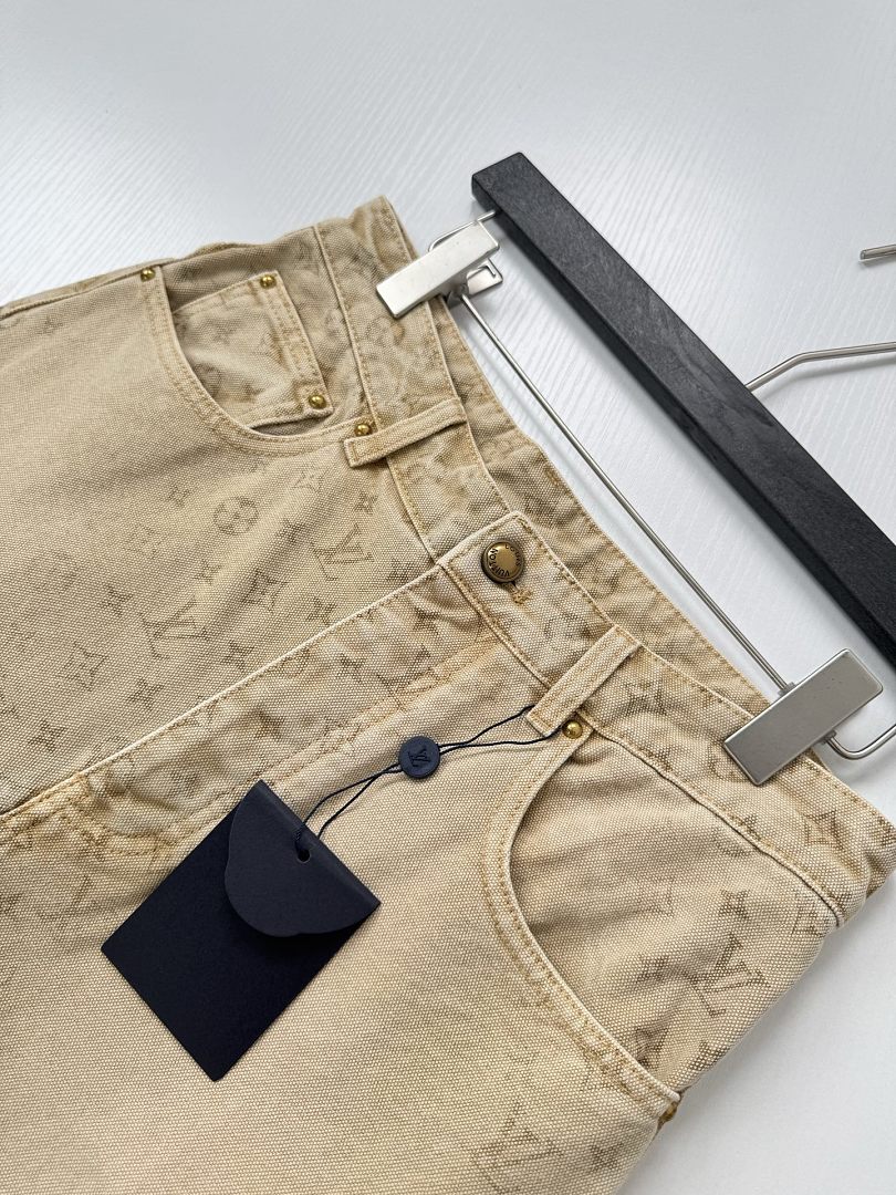LV Jeans