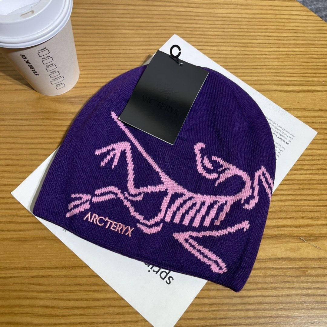 Arc'teryx Bird Logo Beanie
