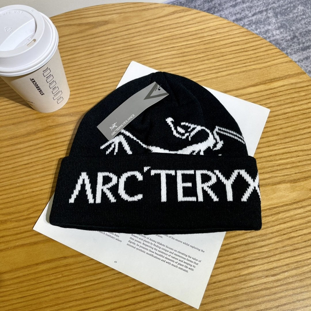 Arc'teryx Logo Cuff Beanie