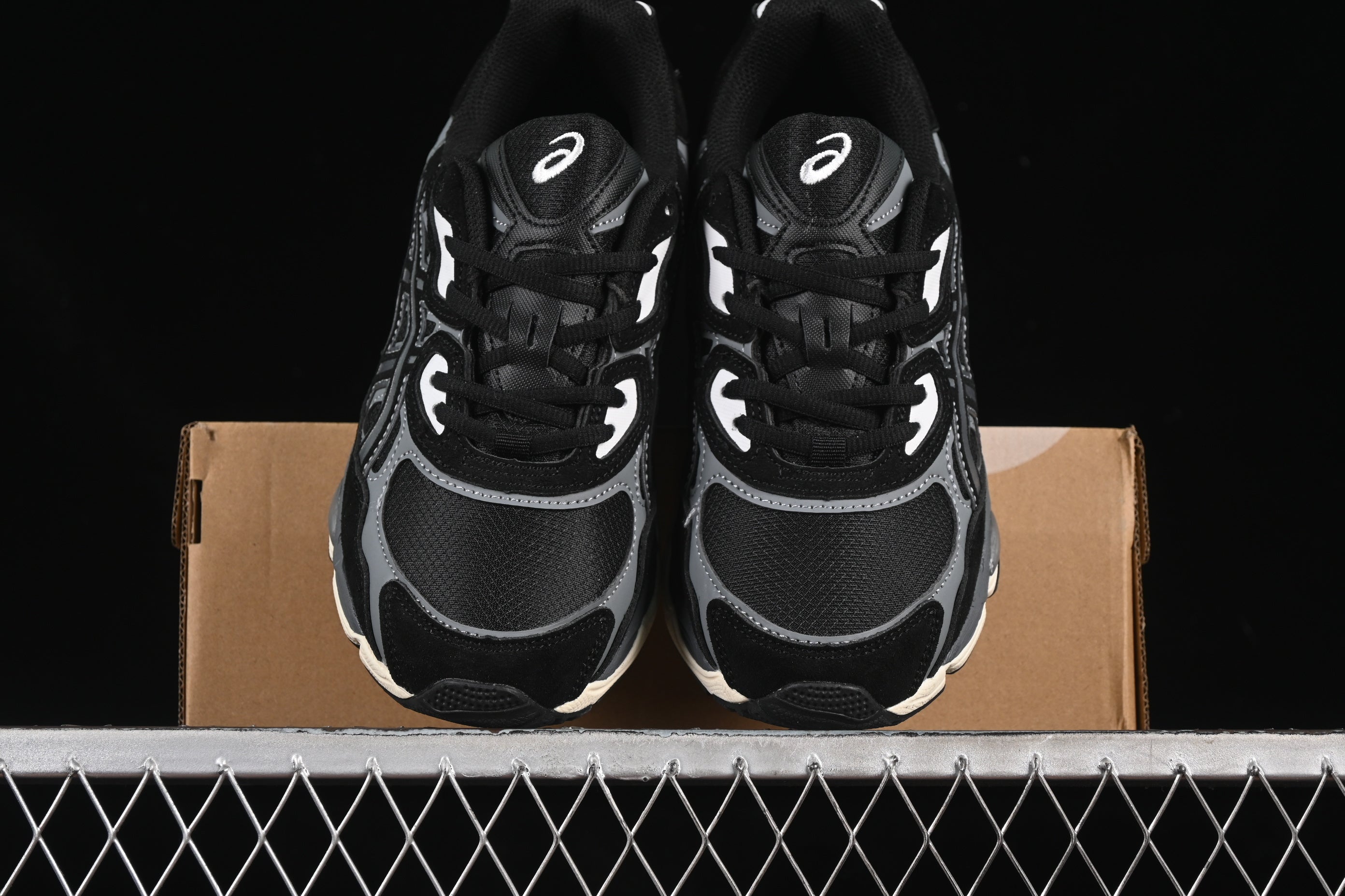 ASICS GEL NYC BLACK BEIGE