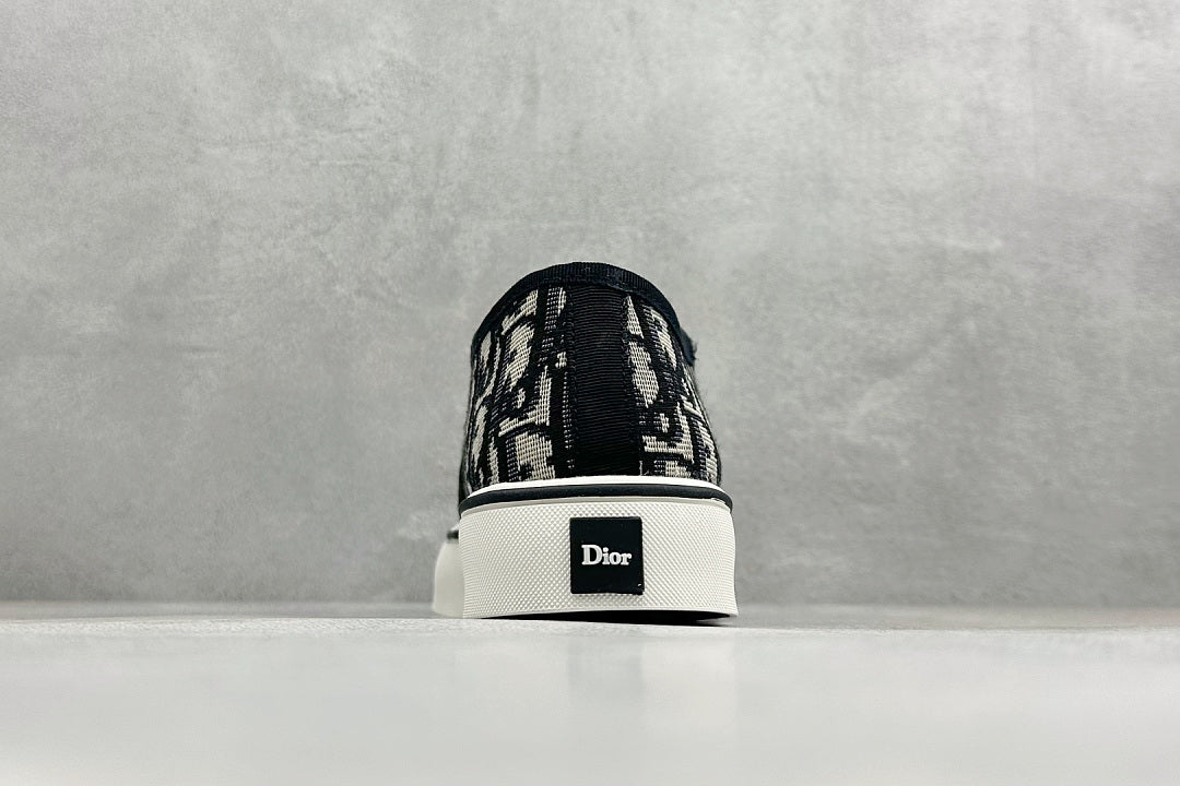 Dior B33 Classic Black