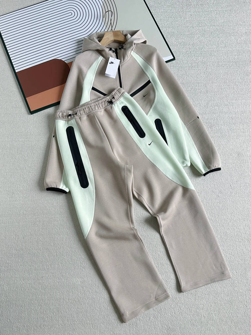 Nike Tech Fleece Set - Beige/Mint