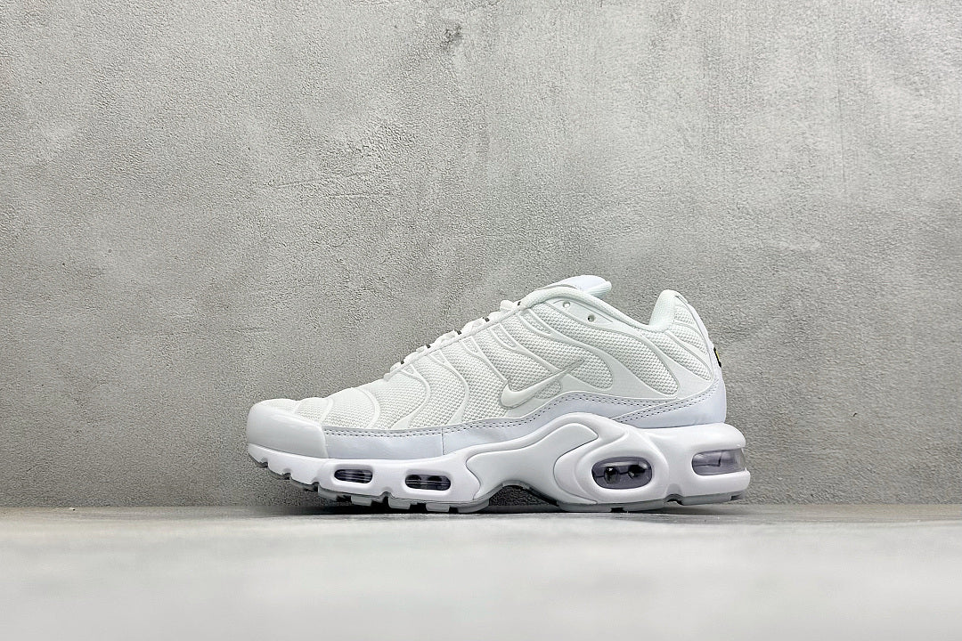 Nike Air Max Plus TN - Triple White