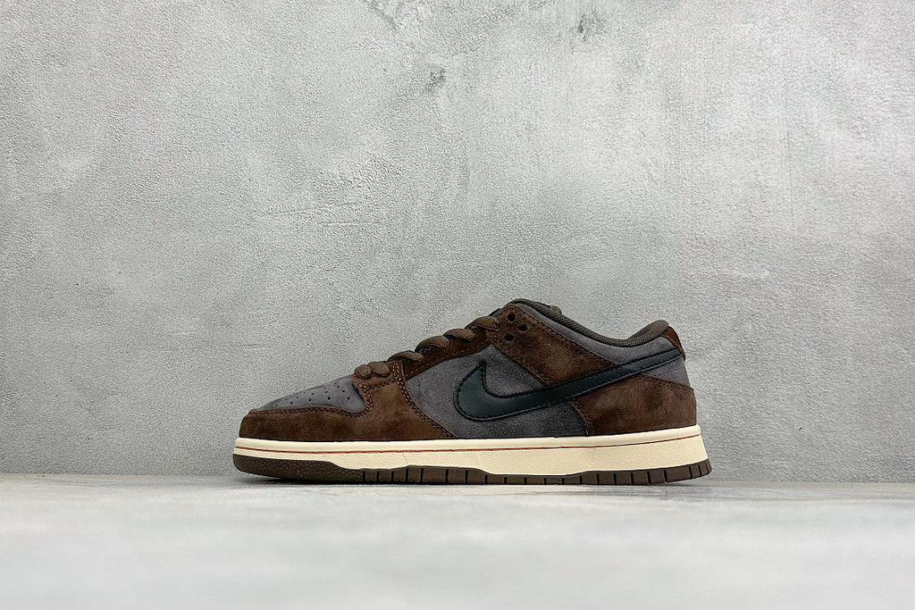 Nike SB Dunk Low - Brown Grey Suede