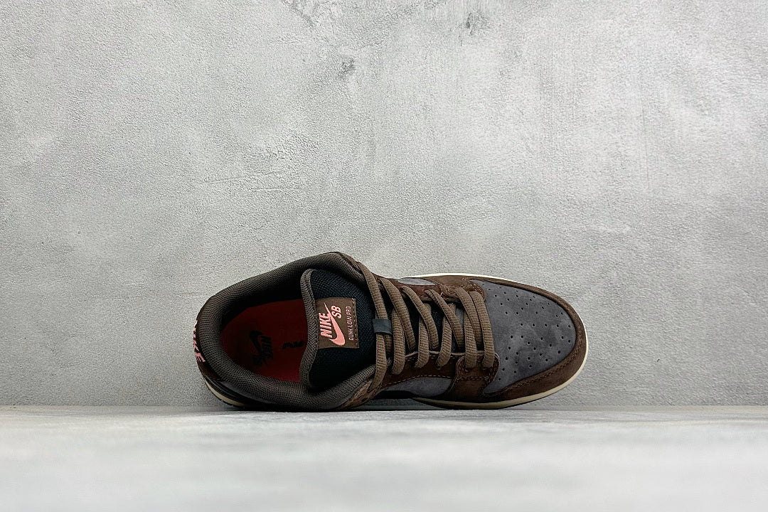 Nike SB Dunk Low - Brown Grey Suede