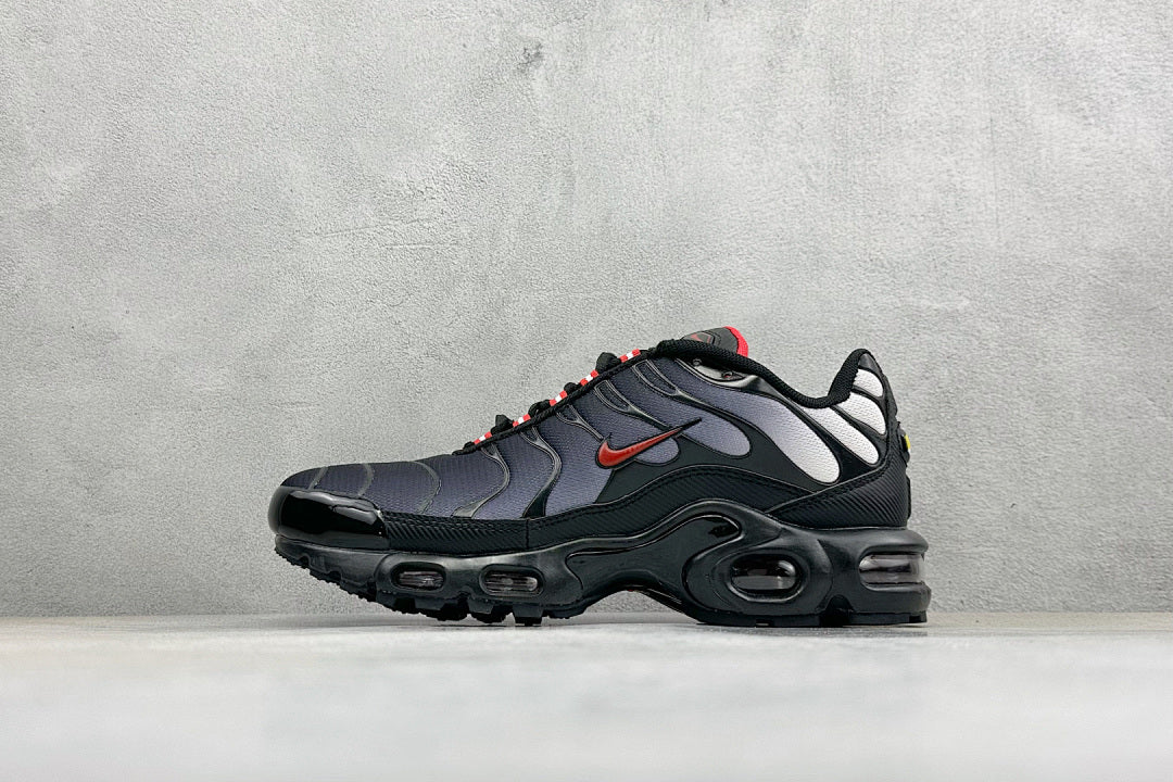 Nike Air Max Plus TN - Black Grey Fade