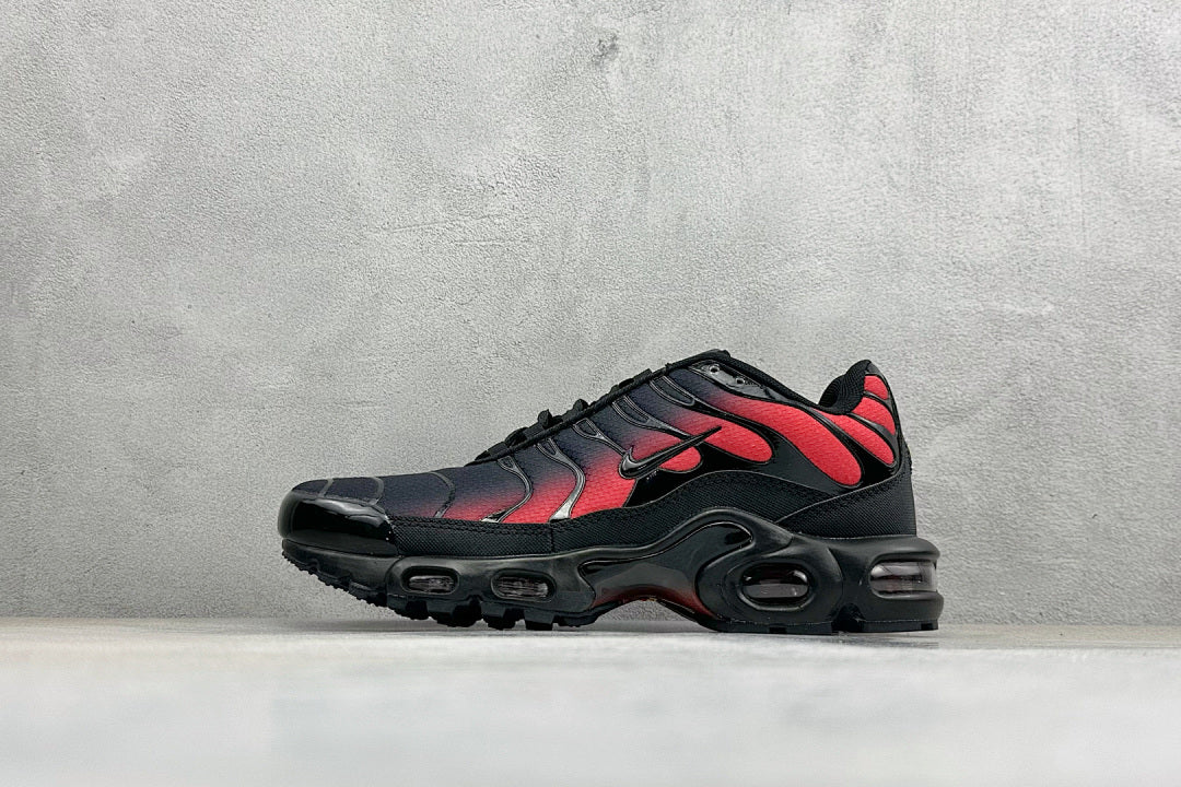 Nike Air Max Plus TN - Black Red
