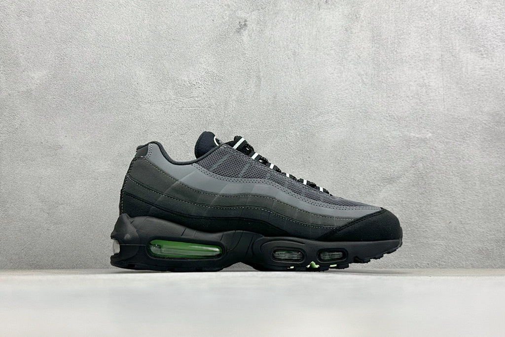 Nike Air Max 95 - Anthracite Volt