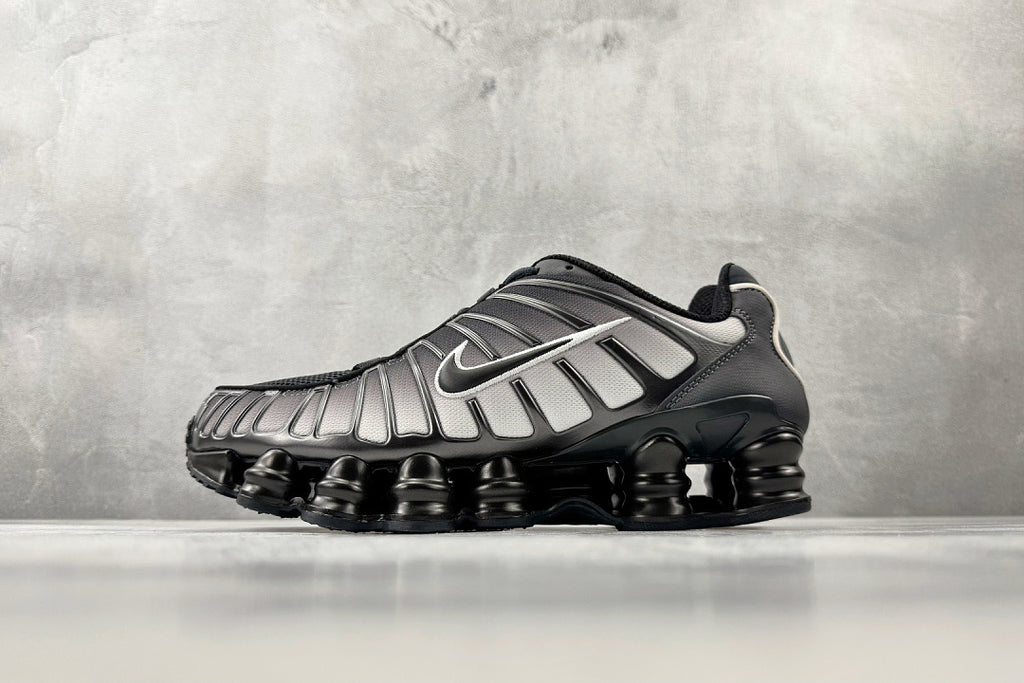 Nike Shox TL - Metallic Black